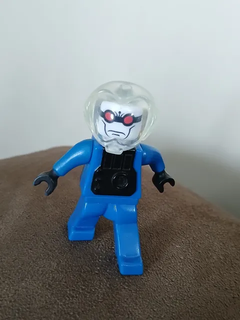 Lego Batman Mr. Freeze Large Minifigure 2008 McDonalds Happy Meal Toy Figure