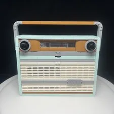 LEGO Icons: Retro Radio (10334)