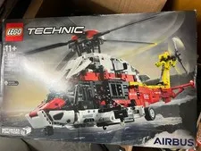 LEGO TECHNIC: Airbus H175 Rescue Helicopter (42145)  Brand New