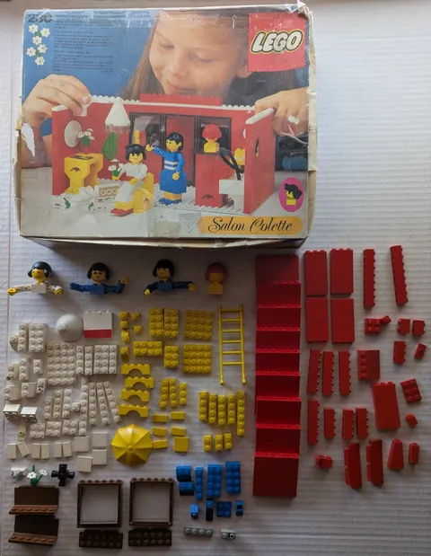 Vintage Lego 230 Hair Salon Colette Incomplete for Parts