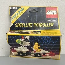 LEGO Space: Satellite Patroller (6849)- Brand New In Factory Sealed Box *RARE*