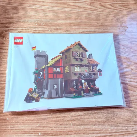 New Lego Medieval Town Square 10332 All Manuals Books 1 & 2 No Brick