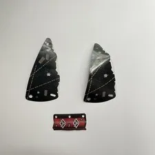 LEGO Lot 2x Plastic Triangle Wing x66px1, 1x Plastic Flag x65 Ninja Pattern