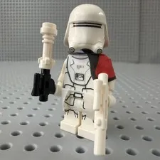 LEGO First Order Snowtrooper Officer Minifigure STAR WARS 75100 Sw0656