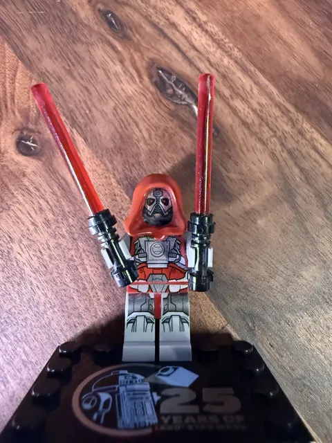 LEGO Star Wars The Old Republic Sith Warrior Sw0499 Minifigure 75025