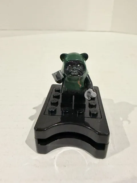 Lego Star Wars Tokkat Ewok Minifigure - sw0339 - Set 7956 Ewok Attack