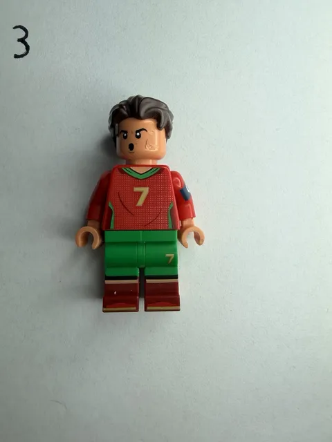 NEW Genuine LEGO Ideas Cristiano Ronaldo Minifigure World Cup 2026 Soccer Futbol