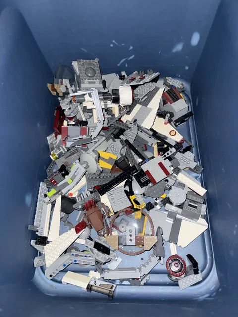 LEGO Star Wars Bulk Parts Bin Grey Ship Sections Pounds