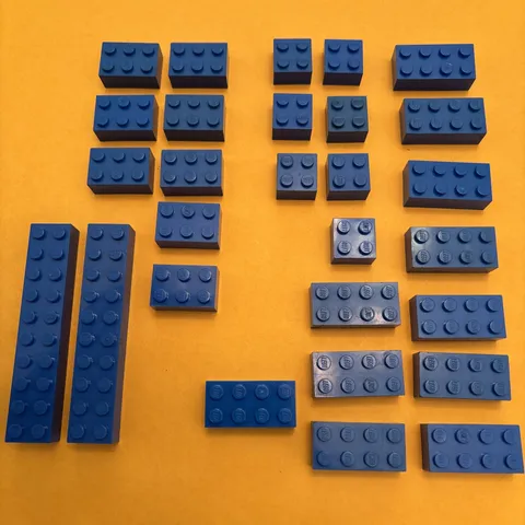 LEGO Lot Of Vintage BLUE Blocks (28)