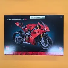 Lego 42202 Technic Ducati Panigale V4 S Motorcycle 1603pcs Factory-Sealed