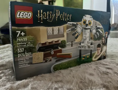 LEGO Harry Potter Hedwig at 4 Privet Drive 76425 337pc Set 7+ Wing Flap
