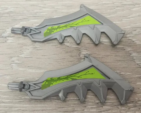 Lego 11338 11338pb01L Flat Silver Hero Factory Weapon Axe Sword Lot Of 2 READ