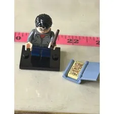 LEGO Harry Potter Minifigure with Wand and Spellbook