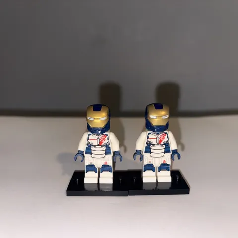 LEGO Marvel Super Heroes Iron Legion X2 Minifigures 76038