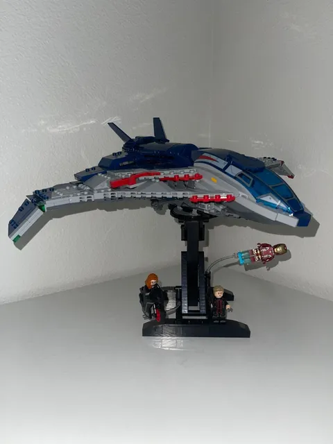 Avengers age of ultron quinjet lego set 76325