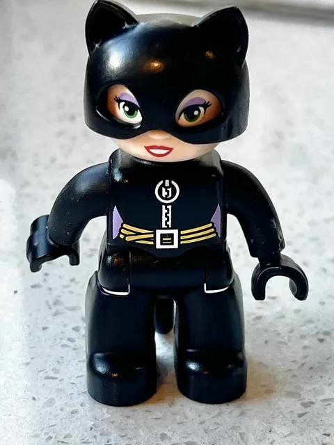 Duplo Lego DC Comic Toy Catwoman Mini  Figure With Dalmatian Dog