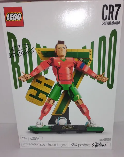LEGO Cristiano Ronaldo – Soccer Legend New Sealed Authentic Lego Set 854 Pieces 