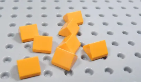 LEGO Lot of 8 Orange 1x1 Pyramid Slopes AY