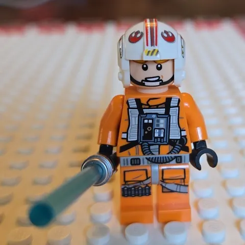 LEGO Luke Skywalker - SMART Minifigure, Pilot Suit 75423 sw1505 Minifig Complete
