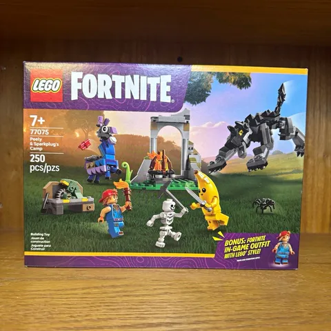 SEALED LEGO Fortnite Peely & Sparkplug's Camp 77075 Complete Set, 250, 7+