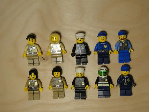 Lego City Police Minifigure Criminal Lot—10 Figures Men Woman  Cops