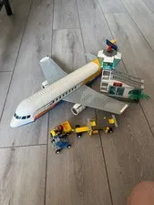 lego city passenger plane 60262 99% complete