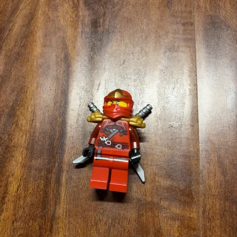 LEGO NINJAGO Kai ZX Original Minifigure with Gold Armor & Gold Swords