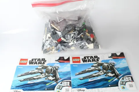 LEGO Star Wars: Black Ace TIE Interceptor (75242)  Lot of 2 No Minifigs
