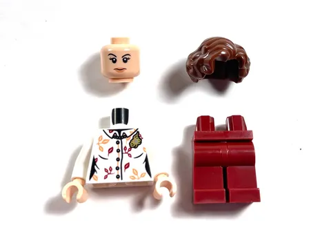 LEGO Petunia Dursley Minifigure - 76451 Harry Potter Privet Drive Aunt Marge