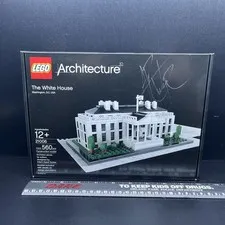 LEGO ARCHITECTURE THE WHITE HOUSE 21006 New Box, autographed