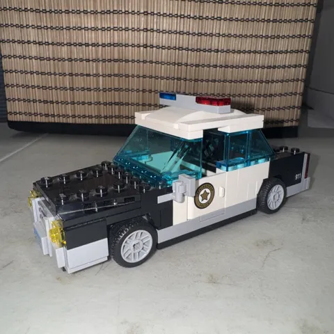 LEGO The Simpsons Chief Wiggum's Police Car from 71016 The Kwik-E-Mart