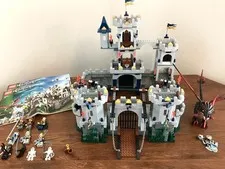 LEGO 7094 King's Castle Siege with Instruction Manual 99% Complete