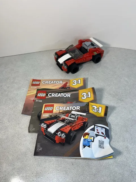 LEGO CREATOR: Sports Car (31100), Complete