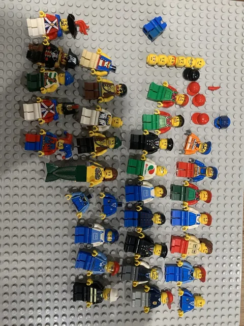Vintage Lego Minifigure Lot, city, pirates II