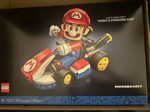 LEGO Super Mario Kart Mario & Standard Kart 72037 Building Set Brand New Sealed
