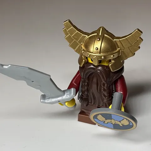 LEGO CASTLE FANTASY ERA DWARF MINIFIGURE cas356 Metallic Gold Wings 7036  7979 