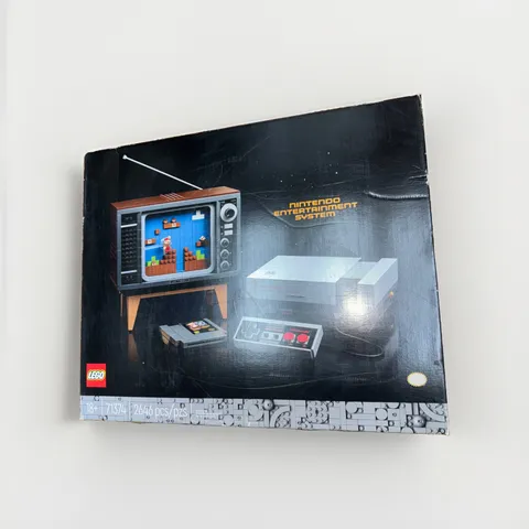 LEGO Super Mario Nintendo Entertainment System (71374) New Sealed Super Rare NES