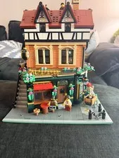 LEGO Tudor Corner (10350) Modular Used Set w/ Instruction Manual