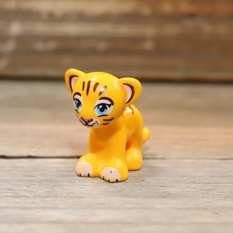 LEGO Tiger Baby Cub Dark Brown Stripes White Muzzle and Paws 14734pb03