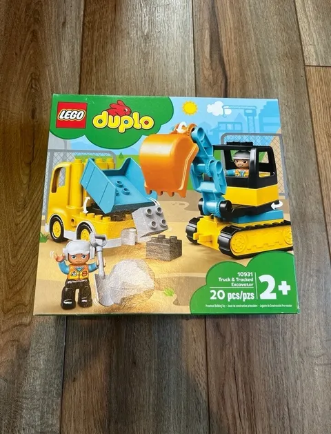 LEGO Duplo Truck & Tracked Excavator Set 10931