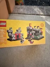 LEGO Mini Knight's Castle Set 40775 Brand New Sealed Limited Edition GWP