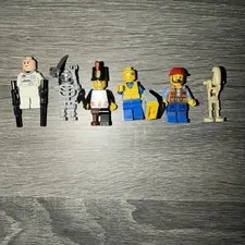 6 LEGO Minifigures Random Bulk Lot Retired - As Seen In Photos Star Wars Pirates