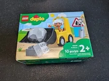 Lego Duplo 10930 Bulldozer Retired New in Damaged Box