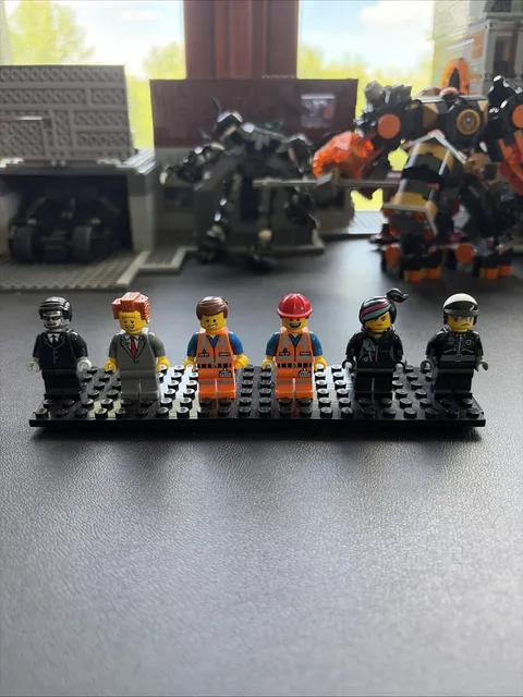 The LEGO Movie Minifigure Lot