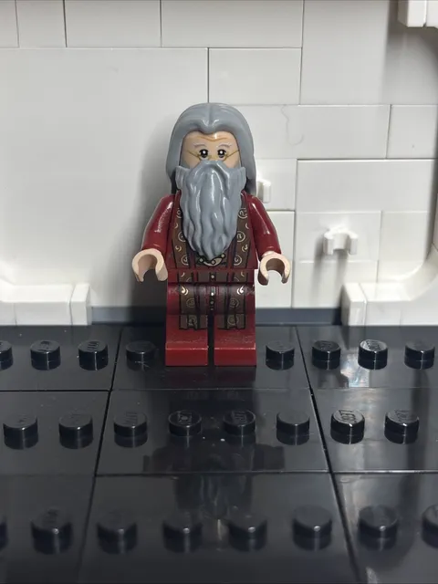 LEGO Harry Potter Albus Dumbledore Minifigure hp147