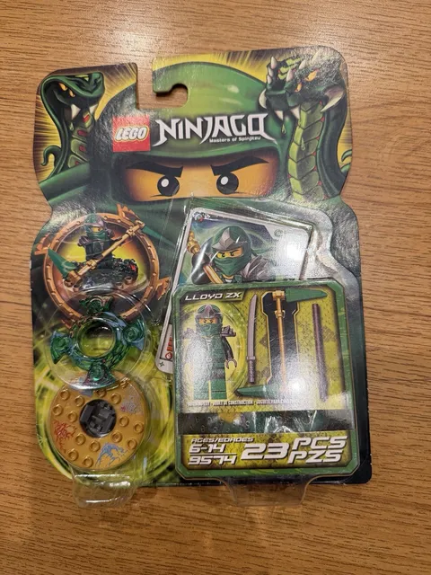 LEGO Ninjago Lloyd ZX Green Ninja Minifigure 9450 9574