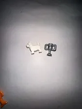 LEGO Dogs - Minifigure Scale - Dog puppy white terrier figure  With Trophy