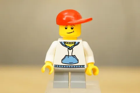 Authentic Toy Lego Minifigure 2019 Child Boy White Hoodie Red Cap 31098 Cabin