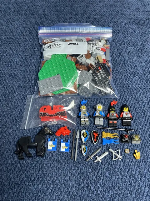 LEGO Castle 70402 The Gatehouse Raid 100% Complete