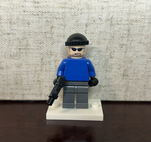 LEGO Mr. Freeze's Henchman Minifigure - 7783 Batman I Super Heroes bat012